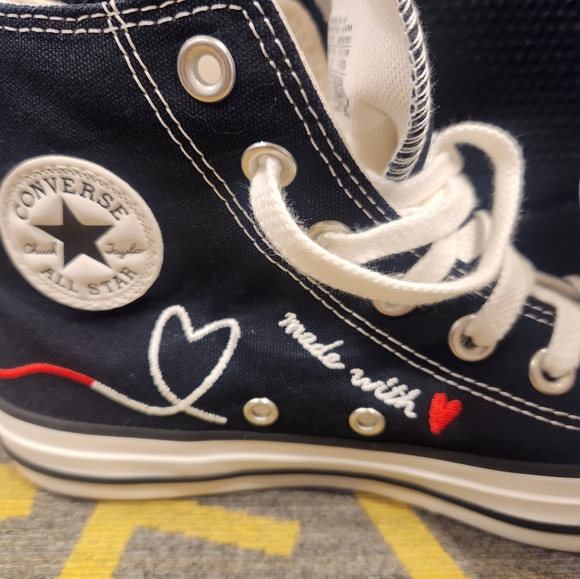 All Star Converse - Picture 3 of 4